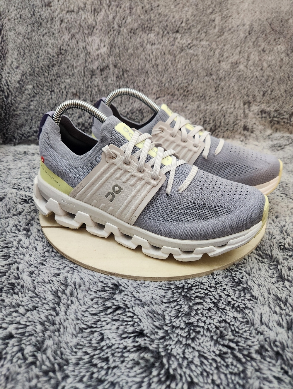 ON Running Cloudswift 3 Nimbus/Hay Running Shoes Women's Size 8